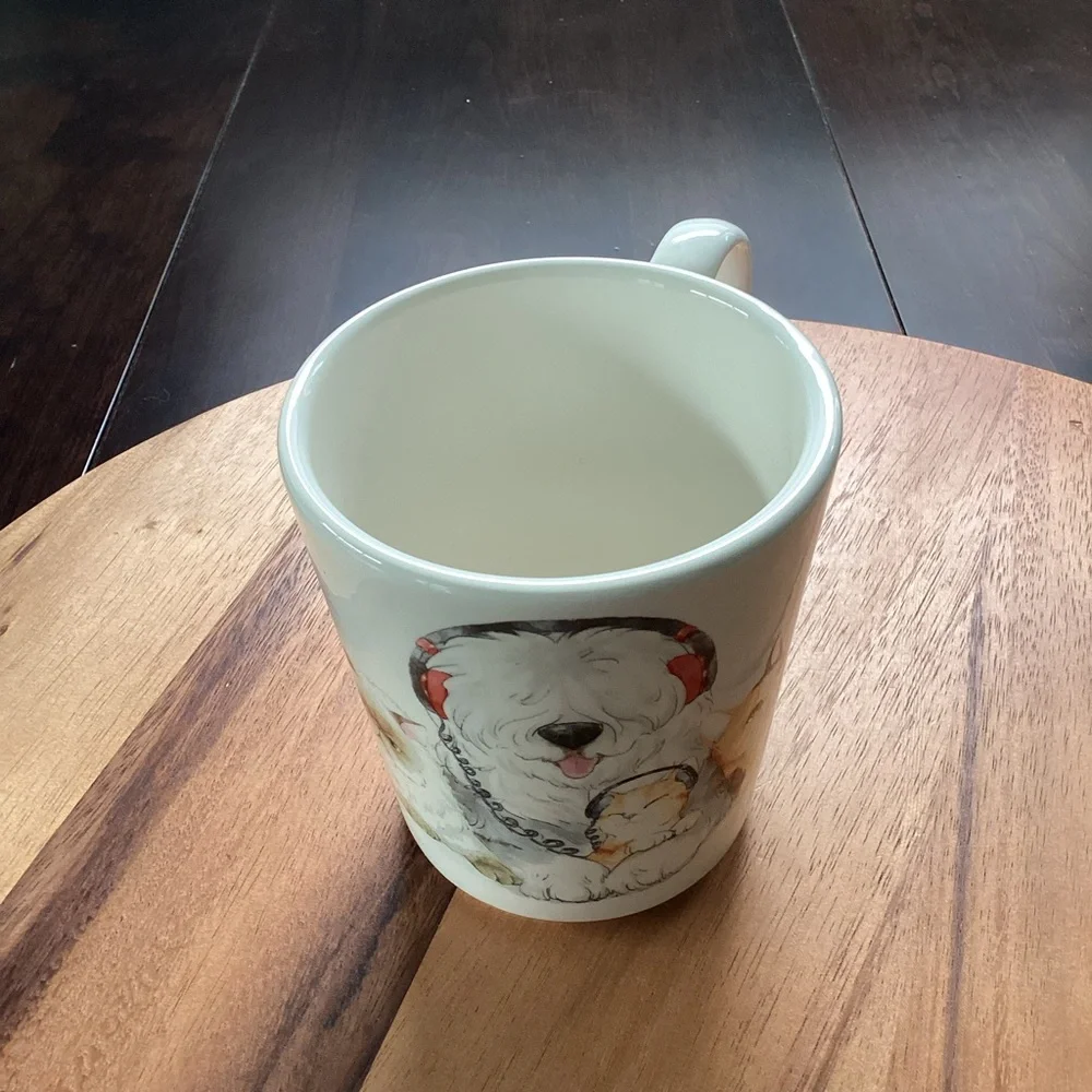 Pier 1 Large Cat and Dog 18oz Coffee Tea Mug EUC